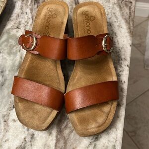 Yokono wedge sandal size 9.5
